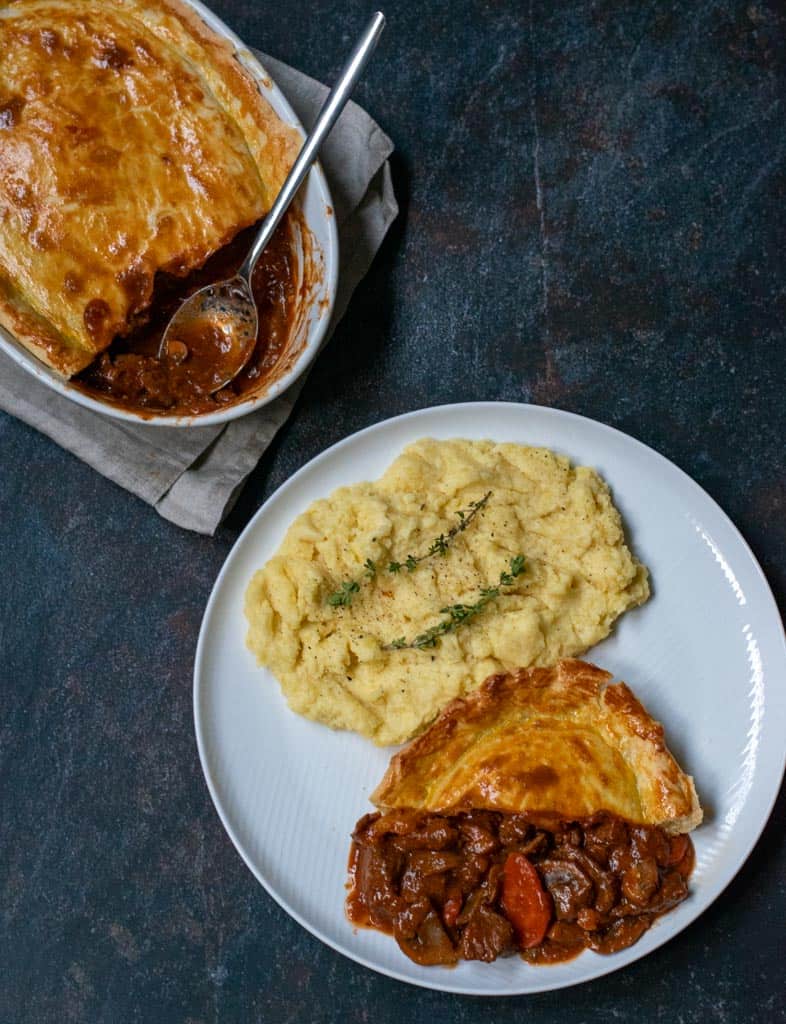 steak and mushroom pie with mashed potatoes
