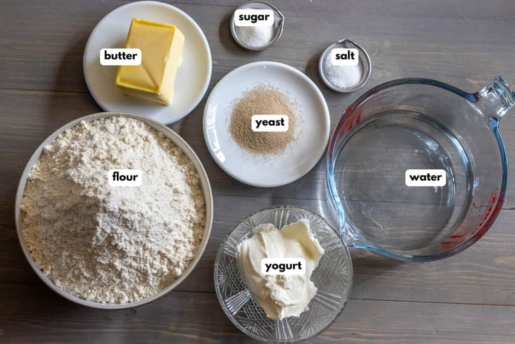 Labelled ingredients for the recipe.