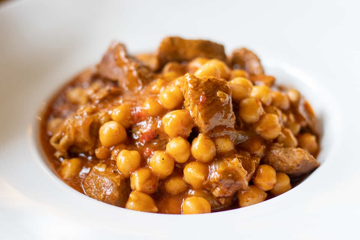 turkish nohut yahni -chikpea stew on a plate