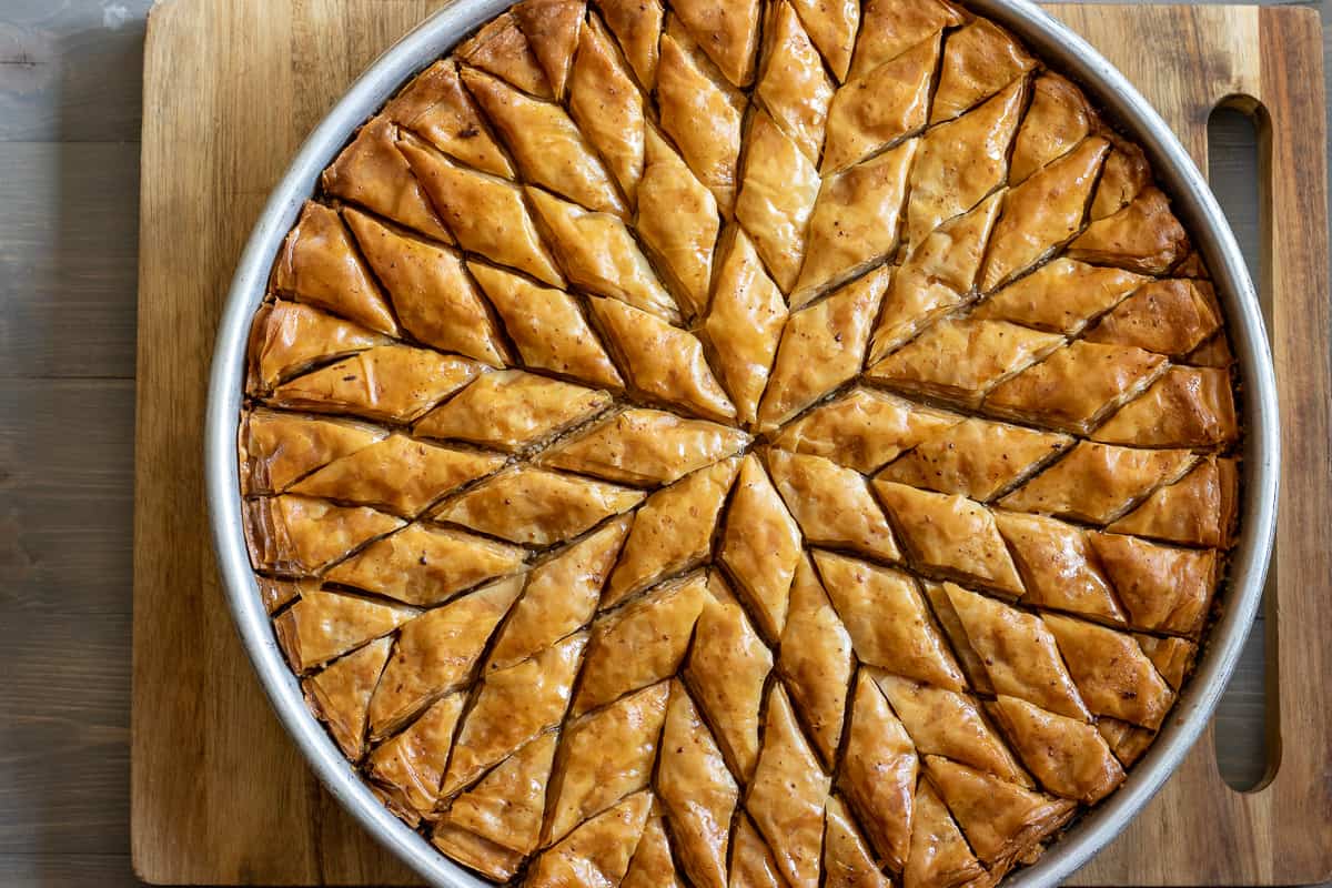 the syrup is absorbed by baklawa in an hour