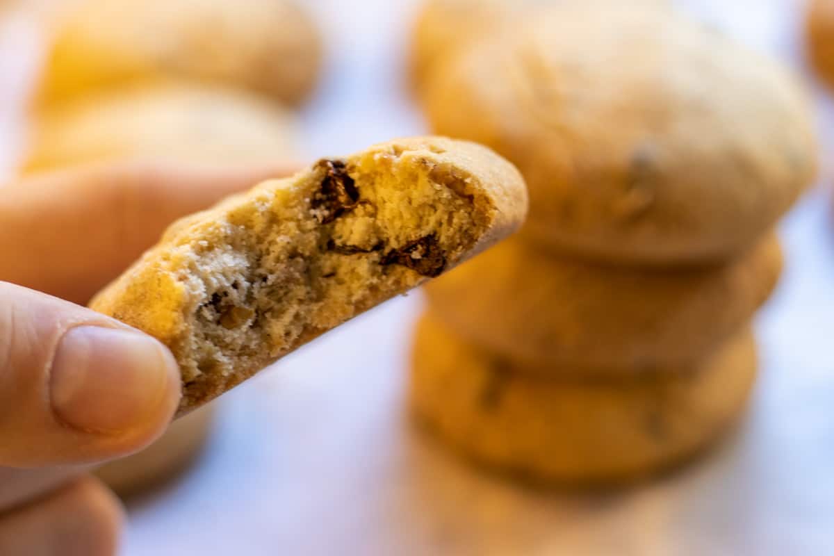 showing the inside of a Chocolate chip cookie 