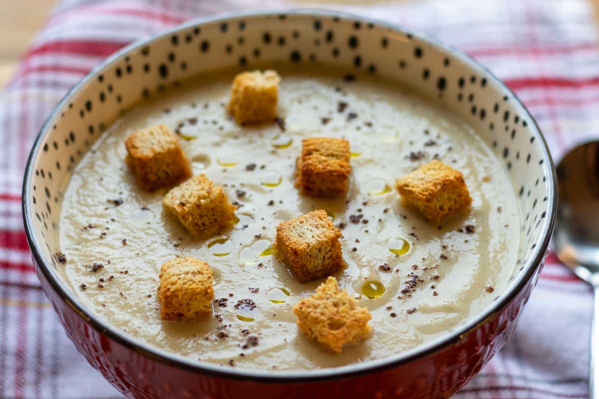 creamy roasted cauliflower & celeriac soup
