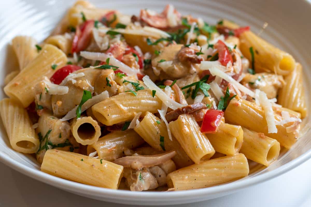 creamy and spicy chicken and chorizo pasta