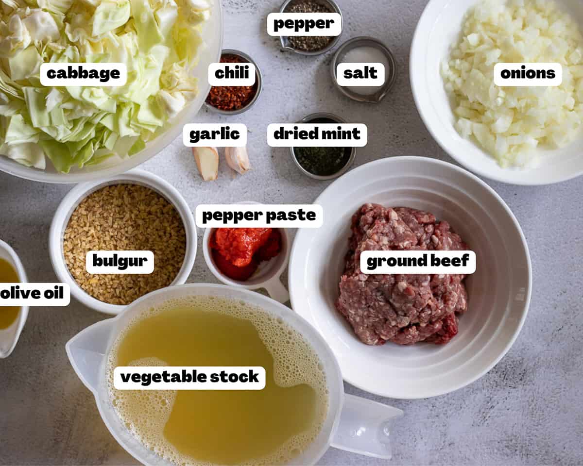 Labelled picture of ingredients for Kapuska - Turkish cabbage stew