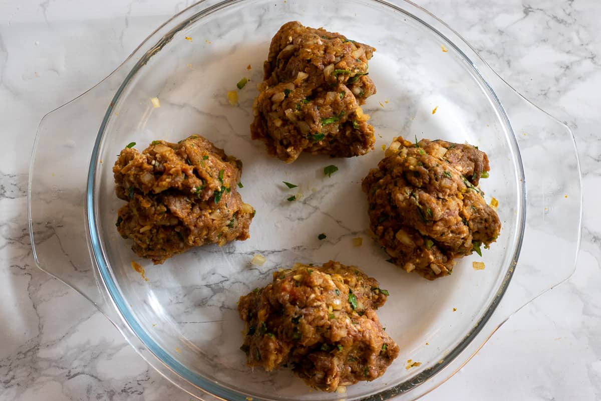 the filling is divided into 4equal parts