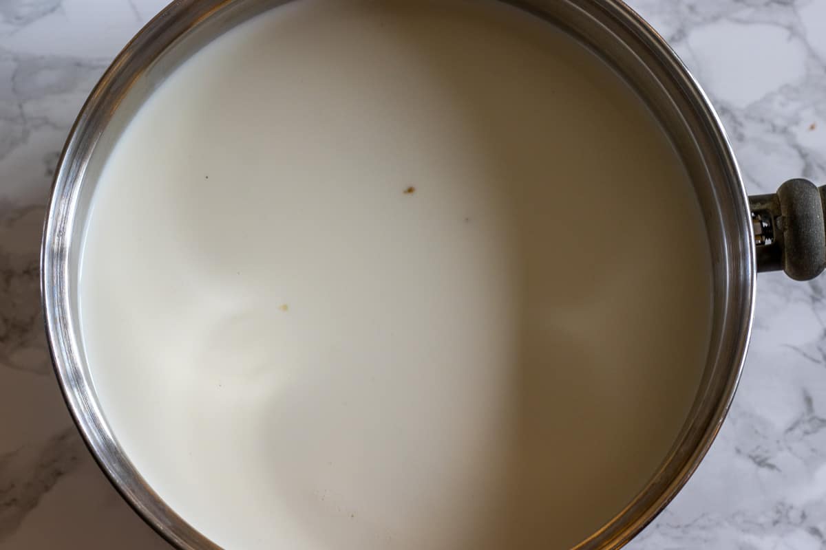 place the milk and rice in a pan