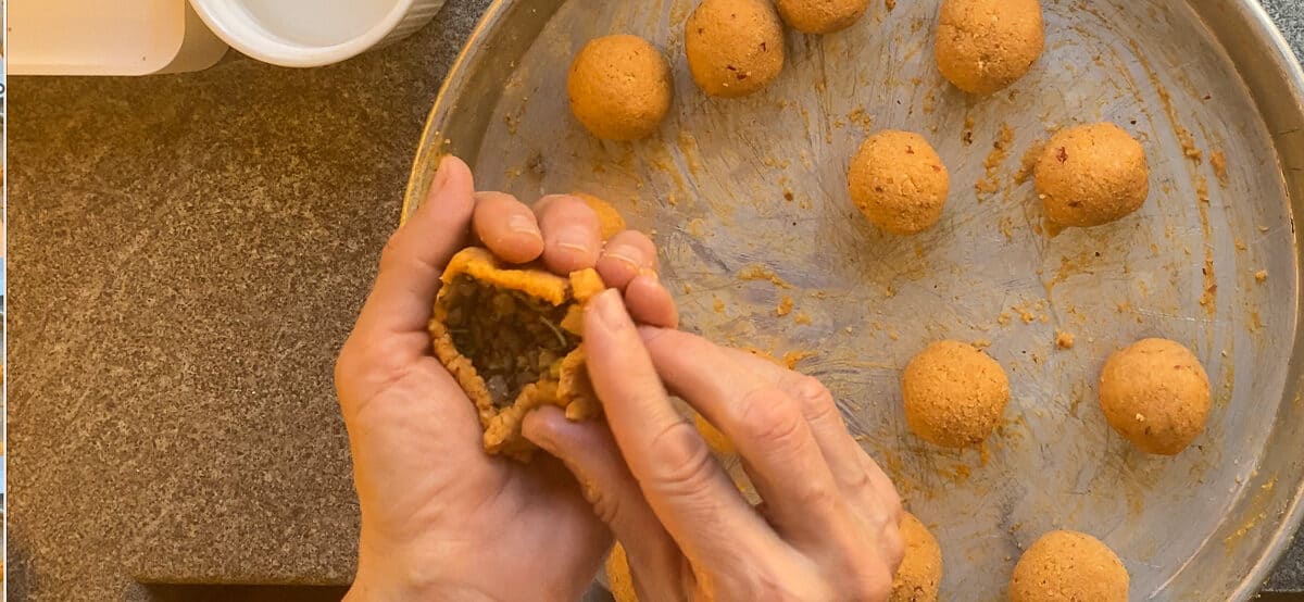 Sealing the top of the ball by pinching in the casing