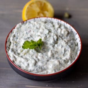 tartar sauce made with capers and dill