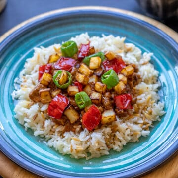 tas kebabi served with rice