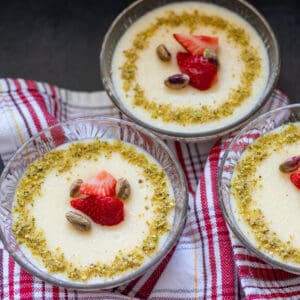 keskul served in small bowls