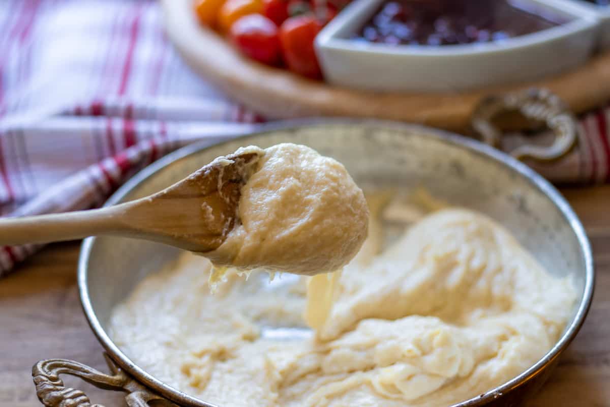 Kuymak is ready to serve