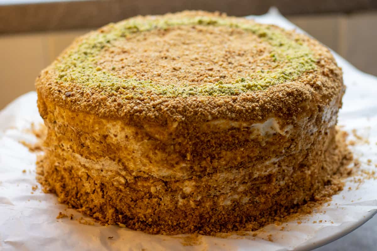 the cake is covered with crumbs