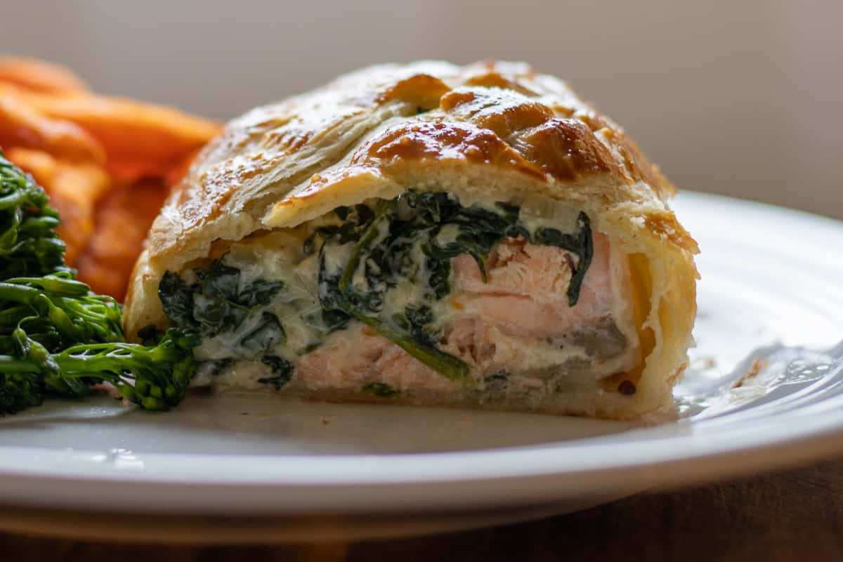 salmon en croute cut in half