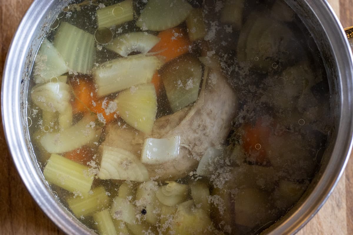 giblets gravy is cooked for 1.5 hours