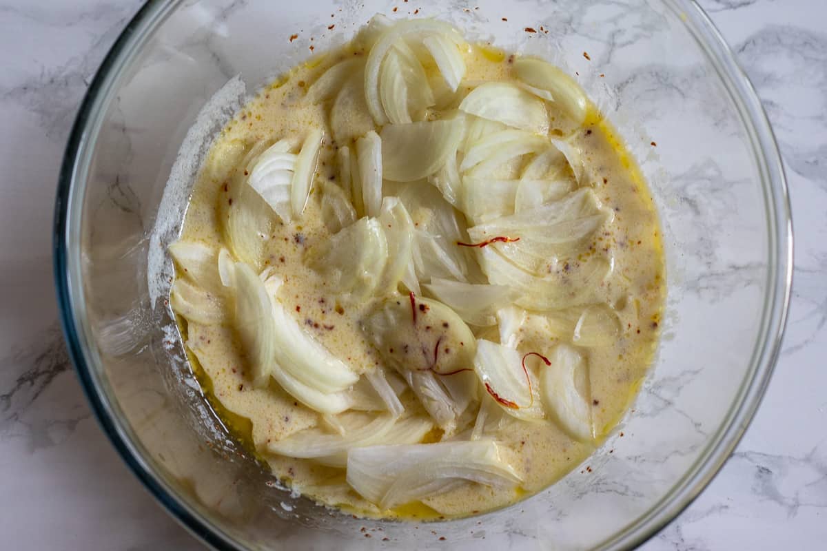 the onions are added to the marinade