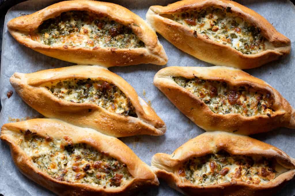 6 pieces of boat shaped fatayer baked until golden brown