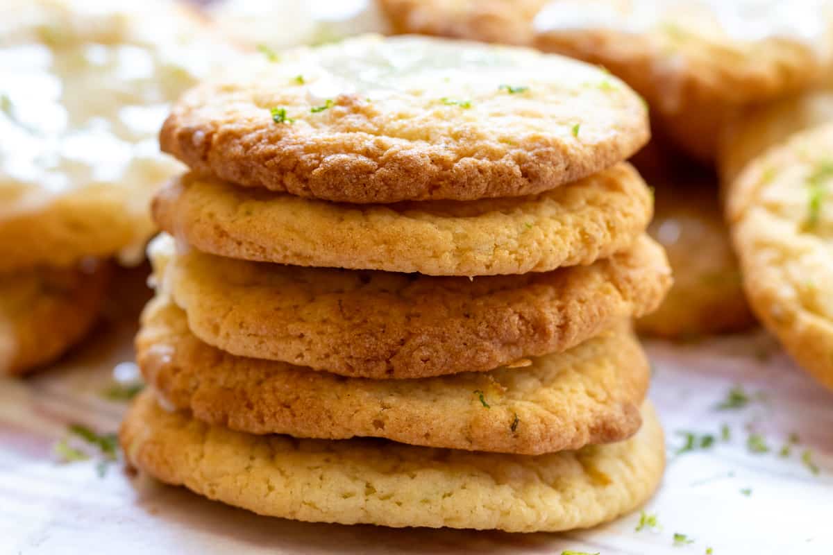 stack of 5 key lime cookies