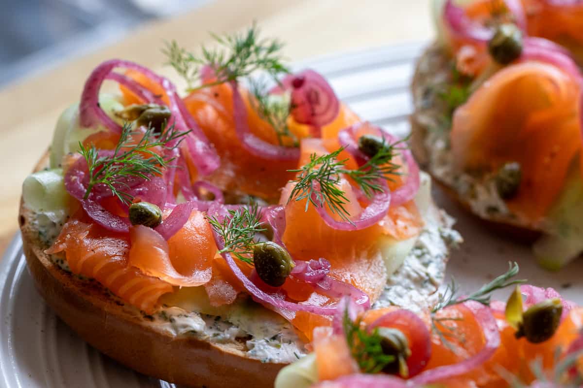1 piece of lox bagel - smoked salmon bagel with cream cheese