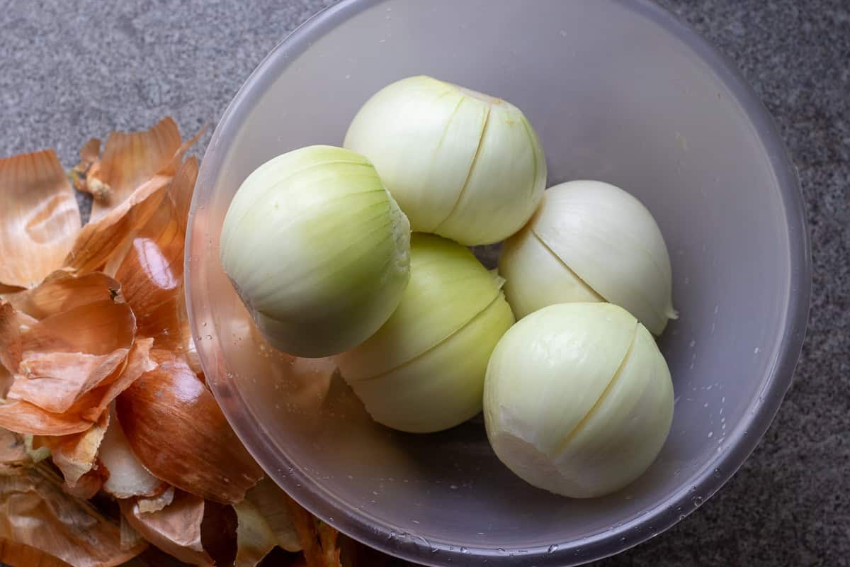 5 onions peeled and cut in half lengthways
