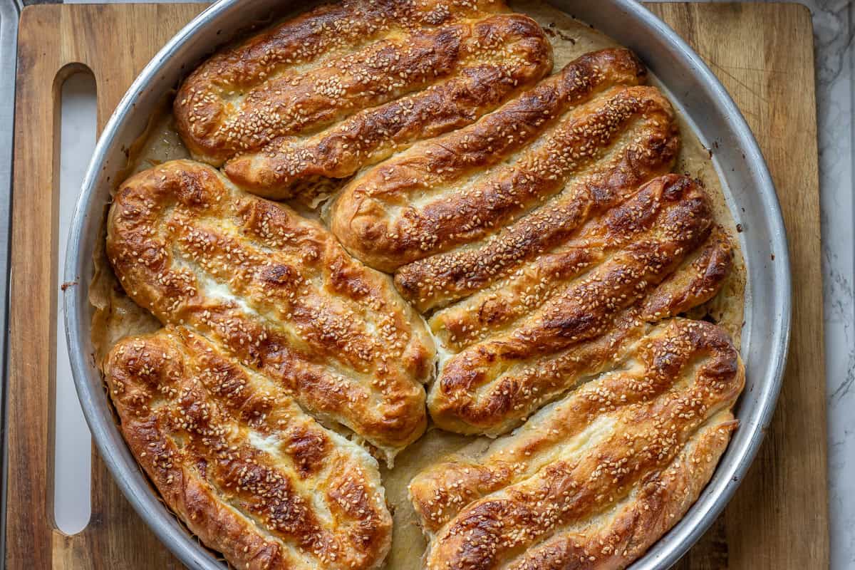 freshly baked 6 pieces of kol boregi - Turkish arm borek