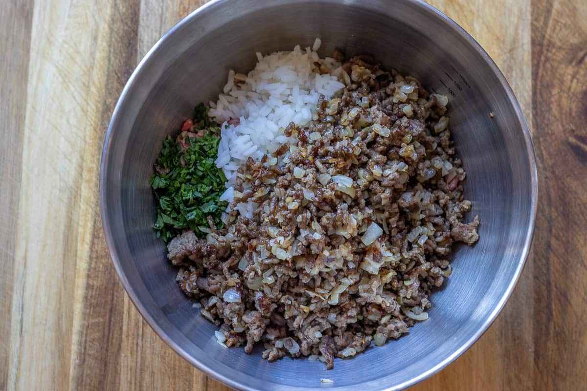 kofte ingredients are placed in a bowl
