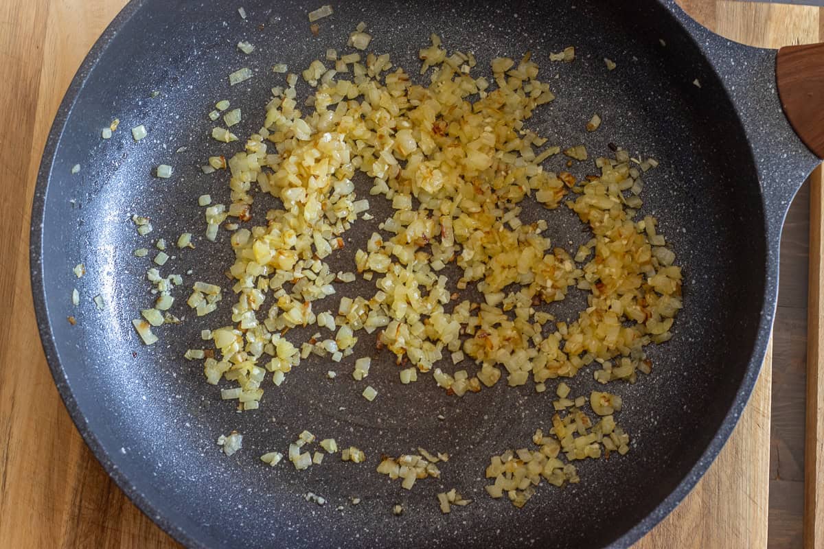 sautéing onions with olive oil